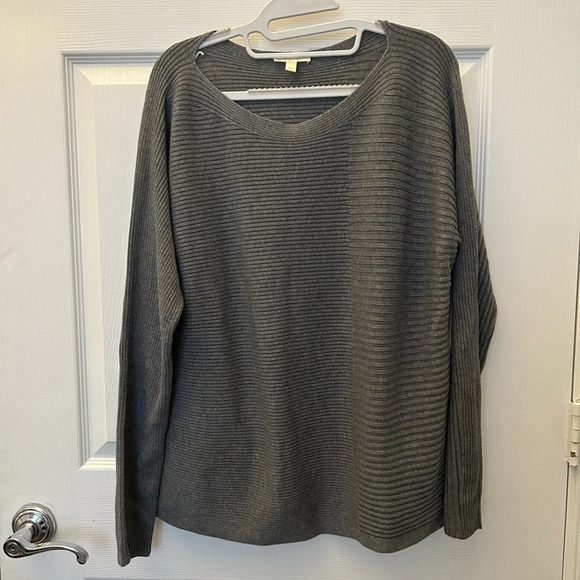 ! Eileen fisher grey sweater long sleeved medium - Picture 1 of 5